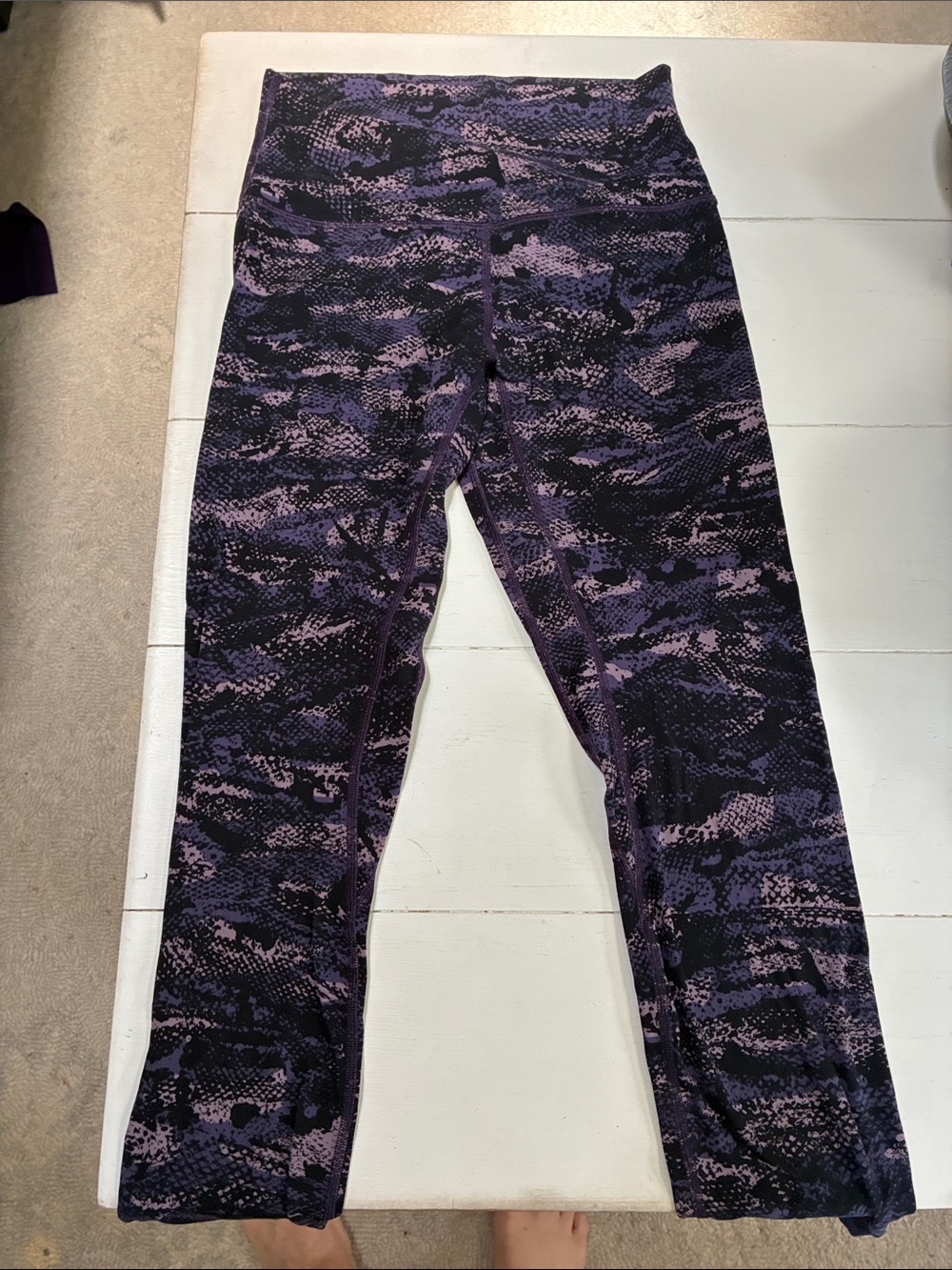 Lululemon Purple Black Printed Leggings size 4
